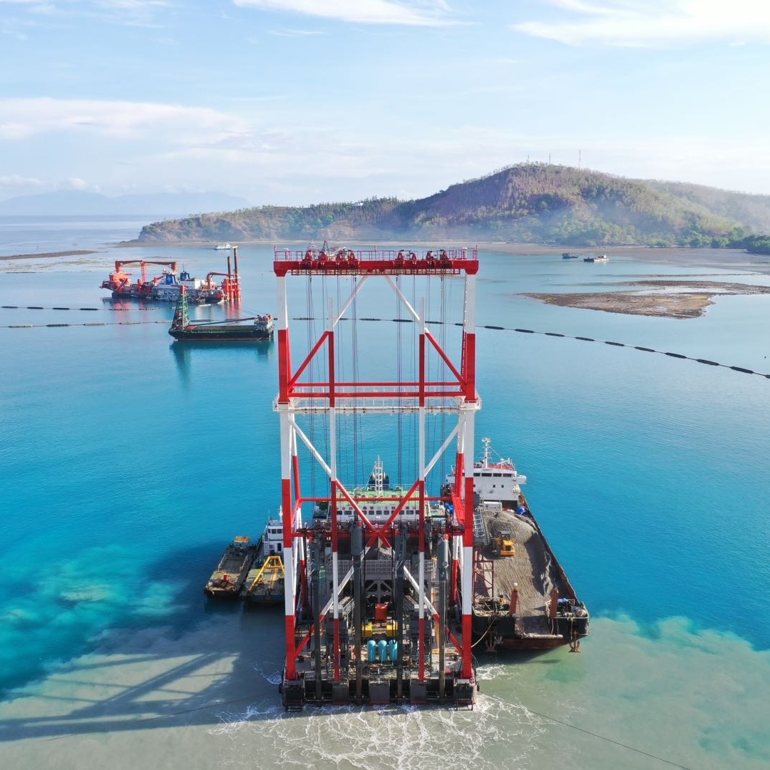 世界首艘自动化振冲碎石桩施工船——东帝汶帝巴湾新集装箱码头工程